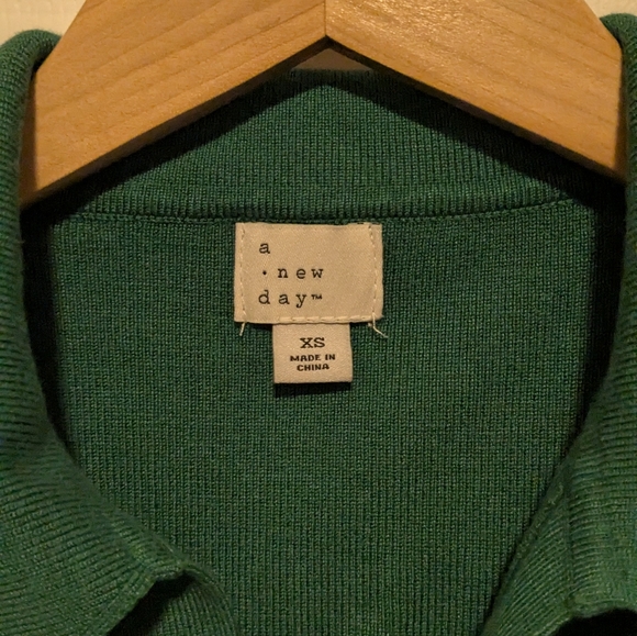 Women's Pull Over Collared Sweater Crop Tank Top Side XS A New Day - Picture 3 of 6